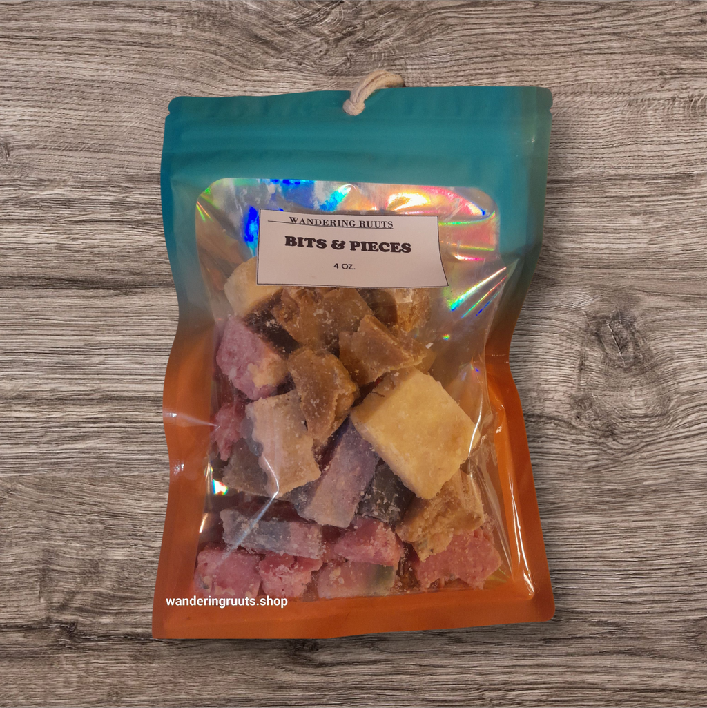 Bits & Pieces w/ Soap Pouch🧼🫧 2 for $12