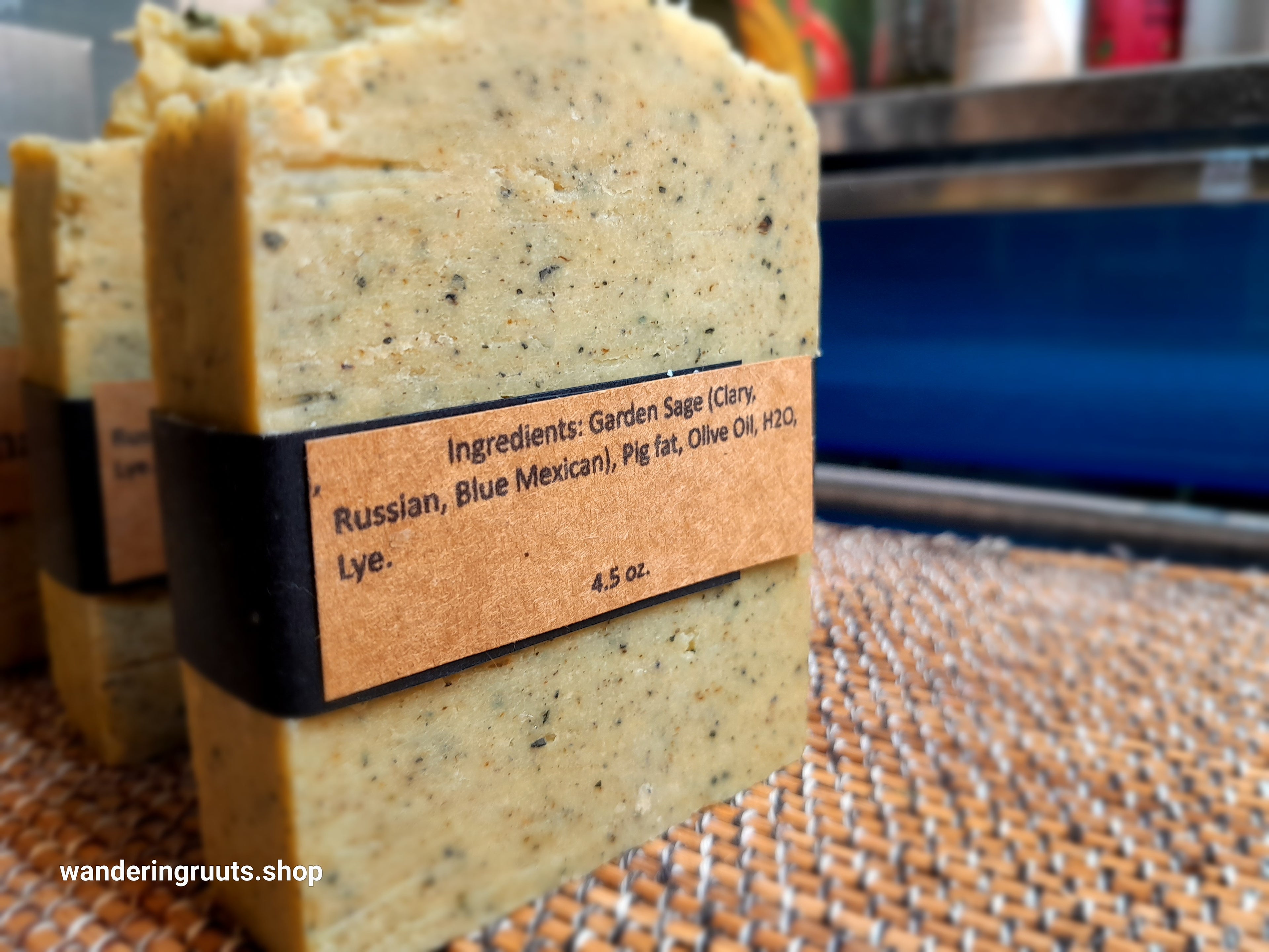 Haxoje Iyuna Body Bar